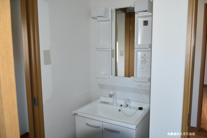洗面所(台所内)