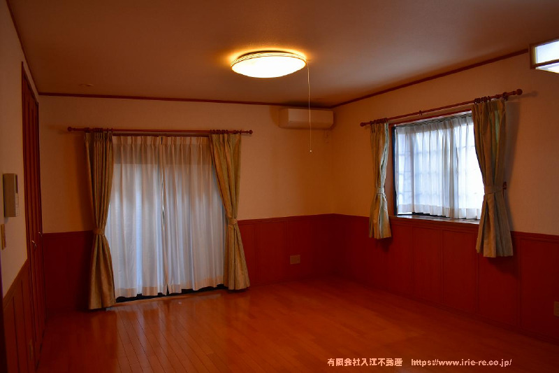 居間