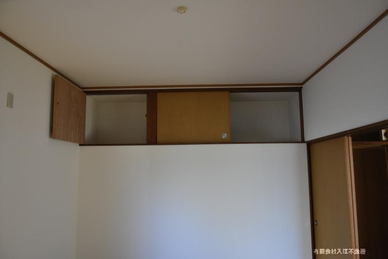 洋室1 約6畳 収納